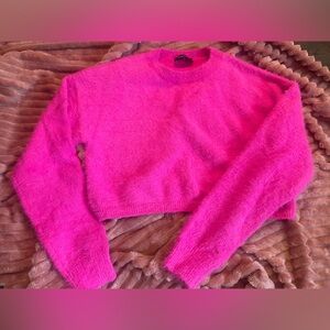 BARDOT hot pink cropped long sleeve fluffy sweater extra small like new
